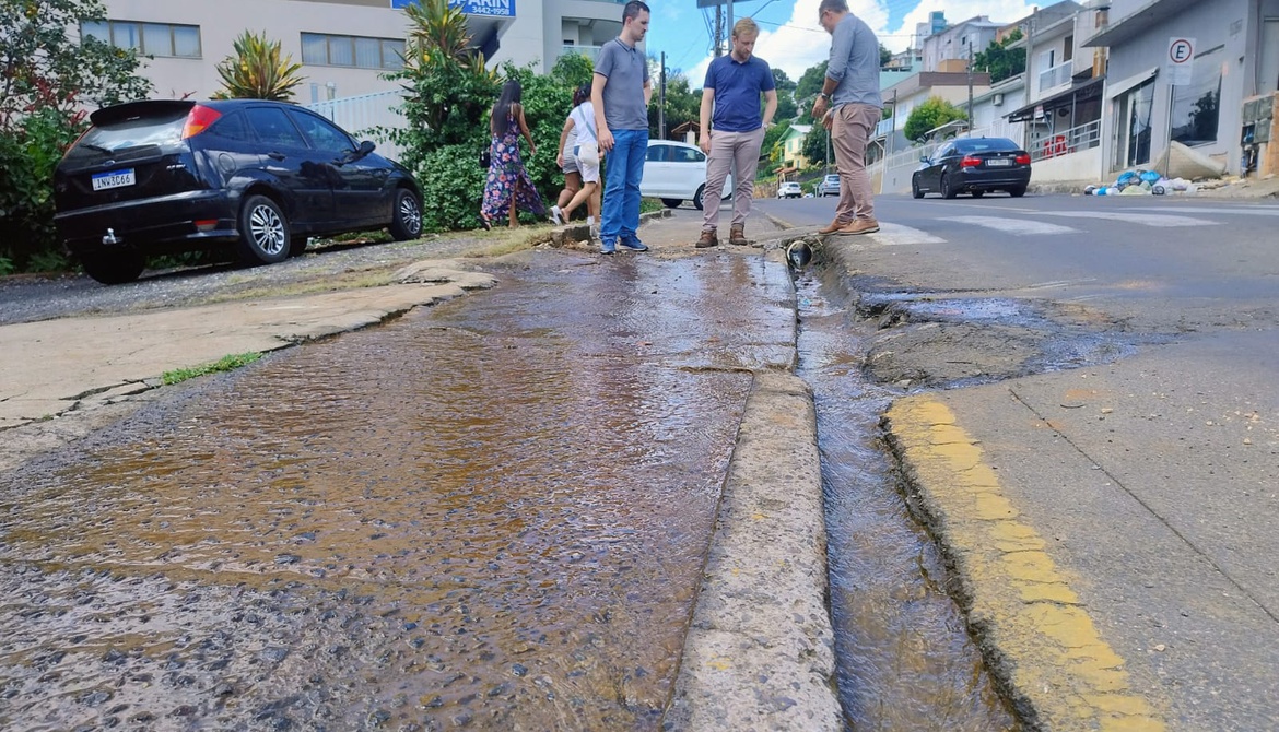 Intervenção em adutora no Vista Alegre vai impactar produção e abastecimento de água