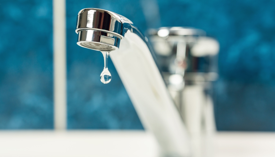 Testes no hidrômetro: prática auxilia a detectar possíveis vazamentos no imóvel e prevenir o desperdício de água